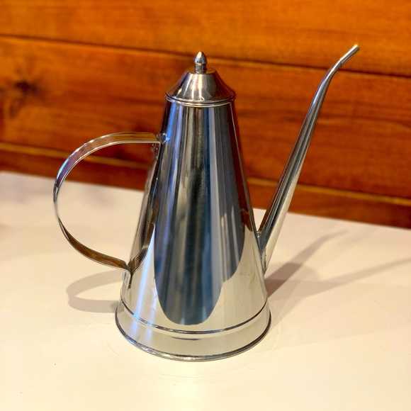 Vintage metal teapot - Picture 1 of 4